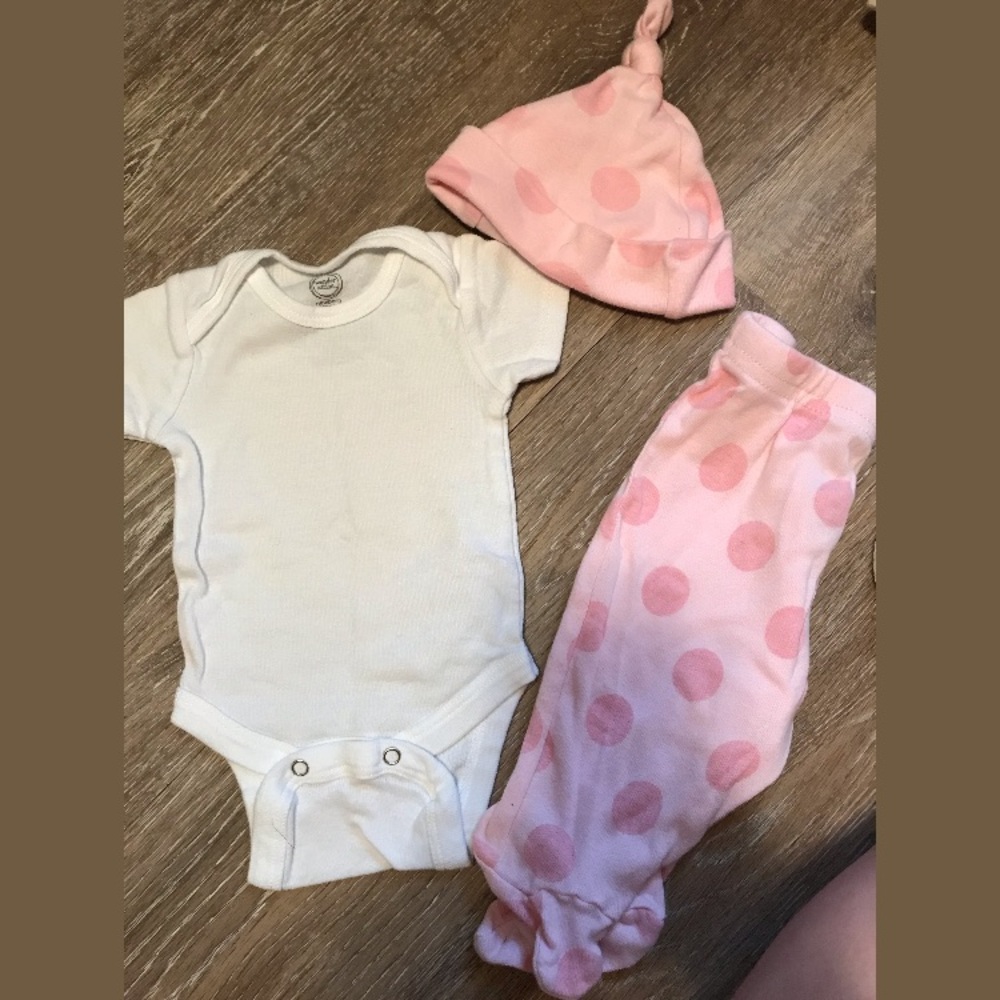 Polkadot matching set for newborn! Offer or bundle